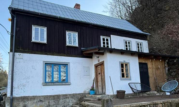 Cimra Bude se nachází v Horním Prysku a nabízí neotřelé ubytování.