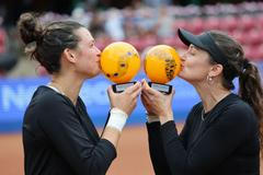 Miriam Škoch a Jesika Malečková