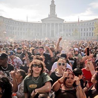 4/20: Jak se z obyčejné 4 a 20 stal celosvětový fenomén „čas hulit“