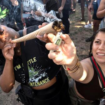 4/20: Jak se z obyčejné 4 a 20 stal celosvětový fenomén „čas hulit“