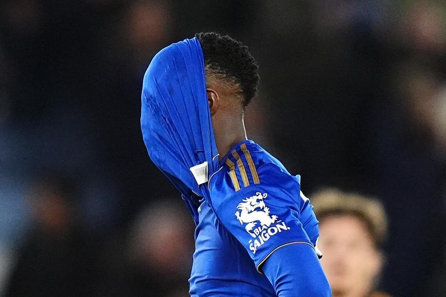 Od titulu k ostudě. Leicester ukazuje, jak rychle se dá spadnout z fotbalových výšin