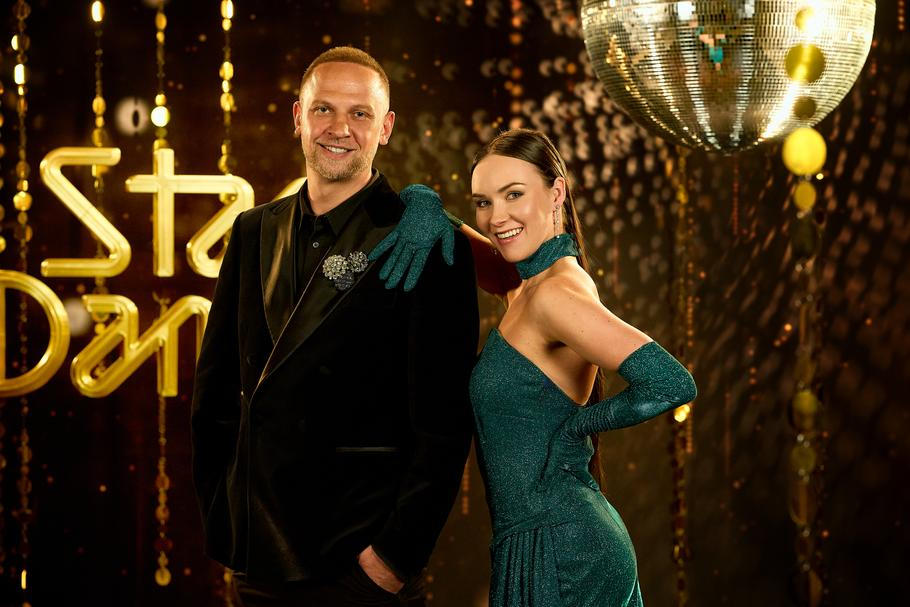 Tomáš Polák a Adriana Mašková jako účastníci 14. ročníku televizní taneční soutěže StarDance …když hvězdy tančí.