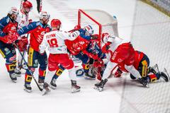 Skrumáž v zápase Třinec - Pardubice