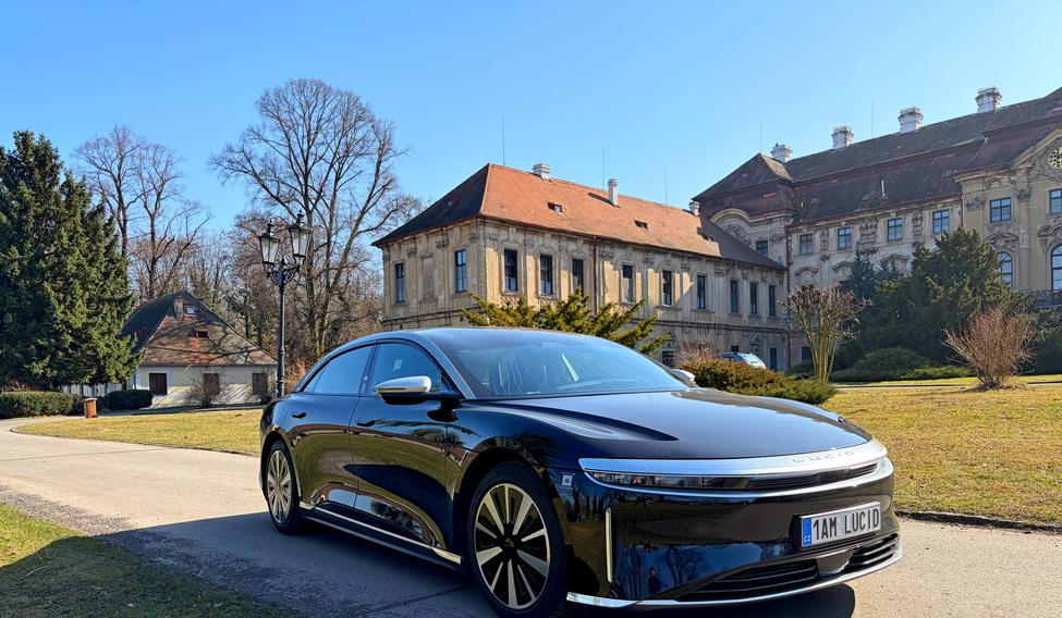 Lucid Air Grand Touring
