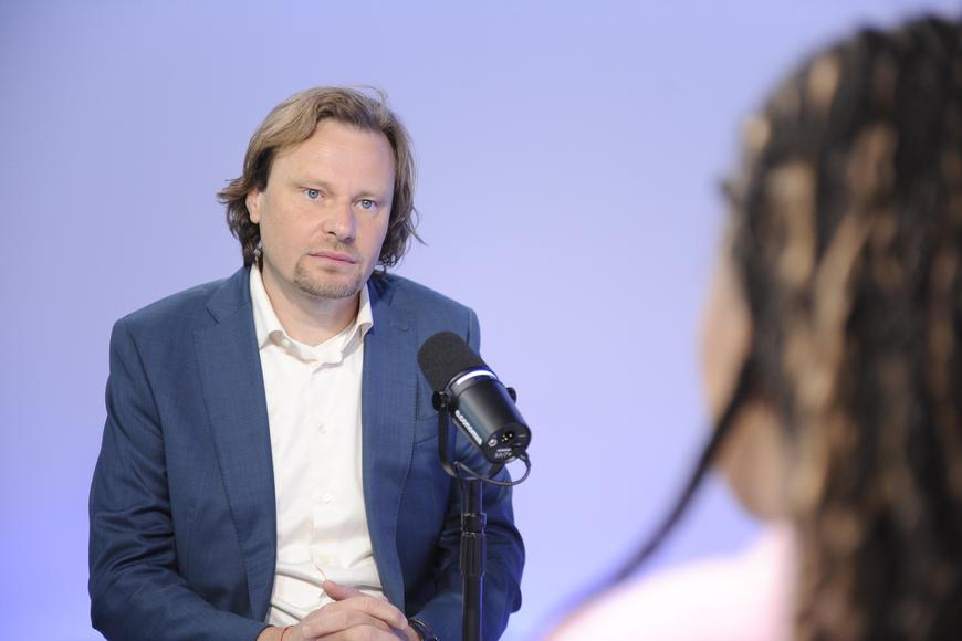 „Írán má silnější zbraň než jadernou.“ Analytik o válce nervů a krátkozraké Evropě