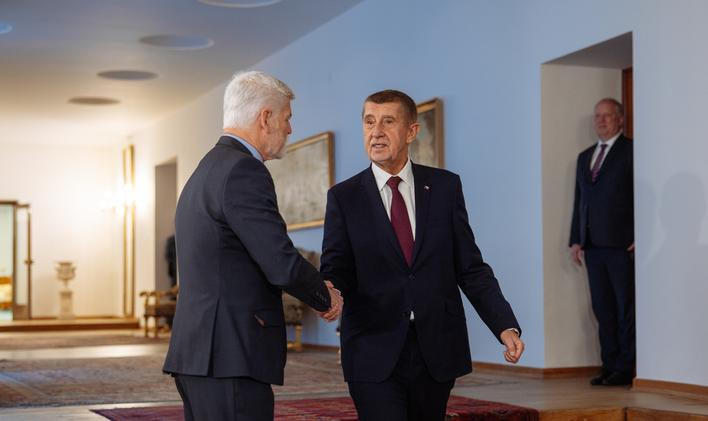Prezident Petr Pavel se setkal s premiérem Andrejem Babišem