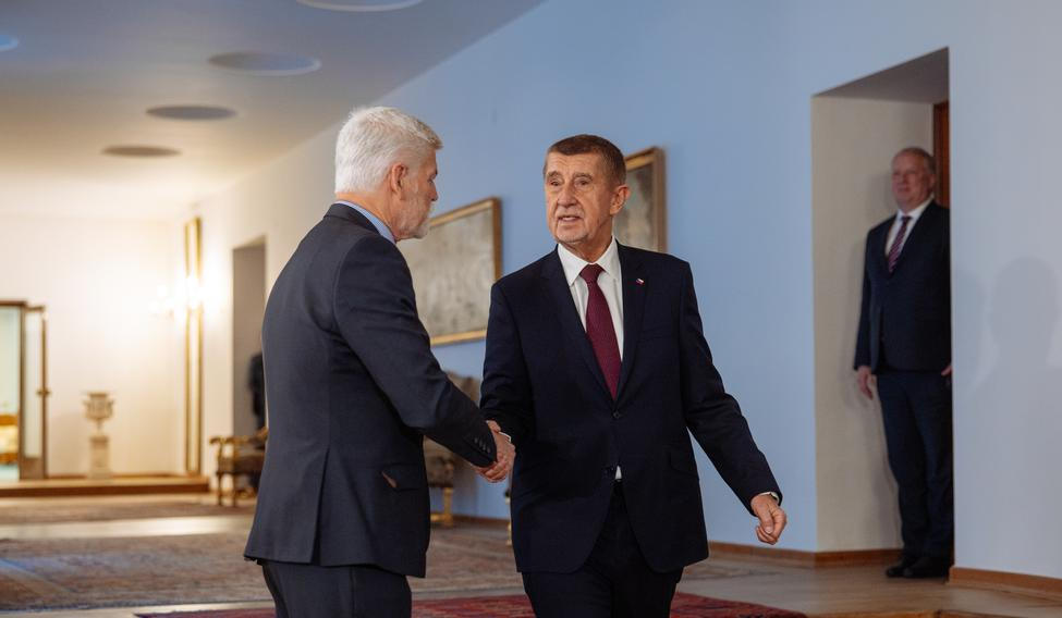 Prezident Petr Pavel se setkal s premiérem Andrejem Babišem