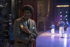 Colman Domingo jako otec Michaela Jacksona Joe ve filmu Michael.