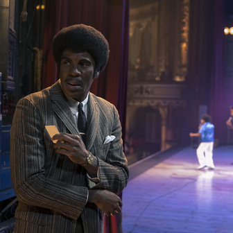 Colman Domingo jako otec Michaela Jacksona Joe ve filmu Michael.