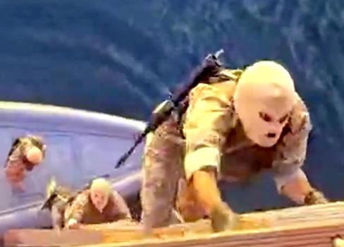 Íránské gardy zabavily dvě kontejnerové lodě  při pokusu opustit Hormuzský průliv