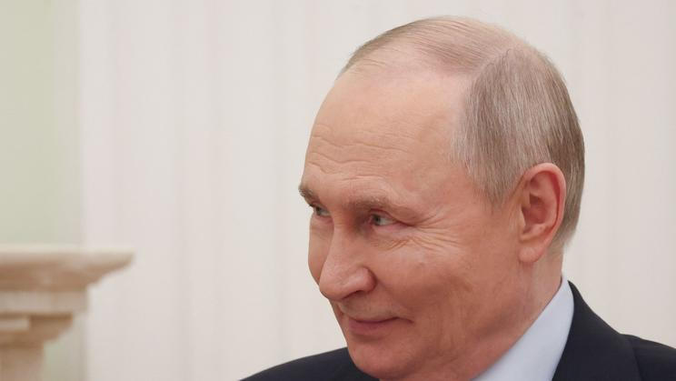 Předloha vyžaduje ještě schválení ruskými senátory a podpis prezidenta podpis Vladimira Putina (na snímku). V platnost vstoupí zákon deset dní po zveřejnění.