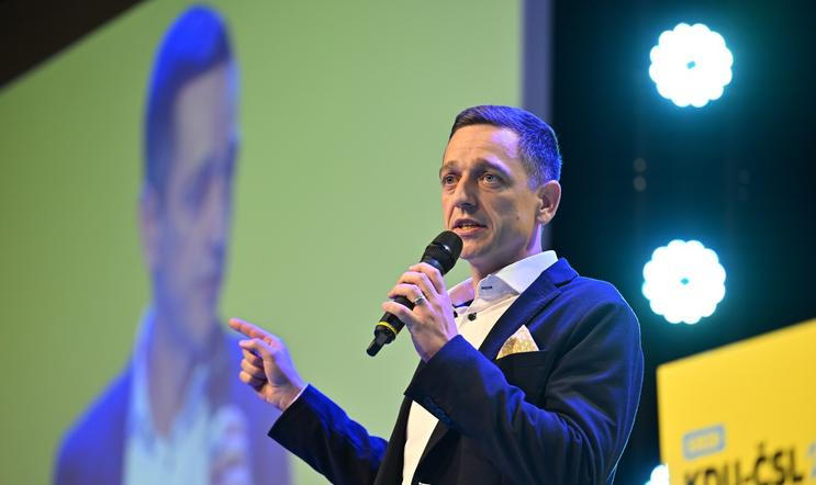 Jan Grolich při předsednickém projevu na sjezdu KDU-ČSL v Ostravě.