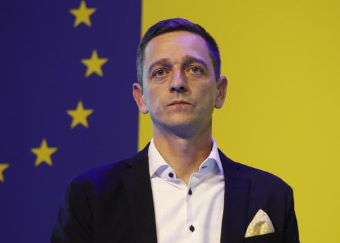 Jan Grolich po zvolení novým předsedou KDU-ČSL, kdy mu delegáti splnili všechno, co mu - obrazně řečeno - viděli na očích.