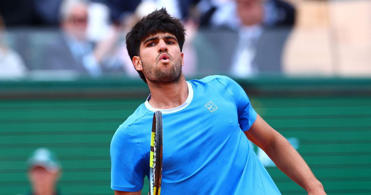 Duo tenisových hegemonů se rozpadá. Alcaraz kvůli zranění zápěstí vynechá Roland Garros