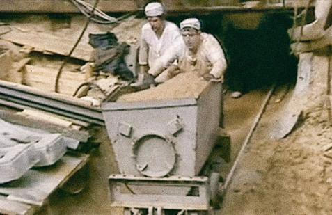 Jednorázové použítí / Fotogalerie / Skuteční hrdinové Černobylu / Youtube