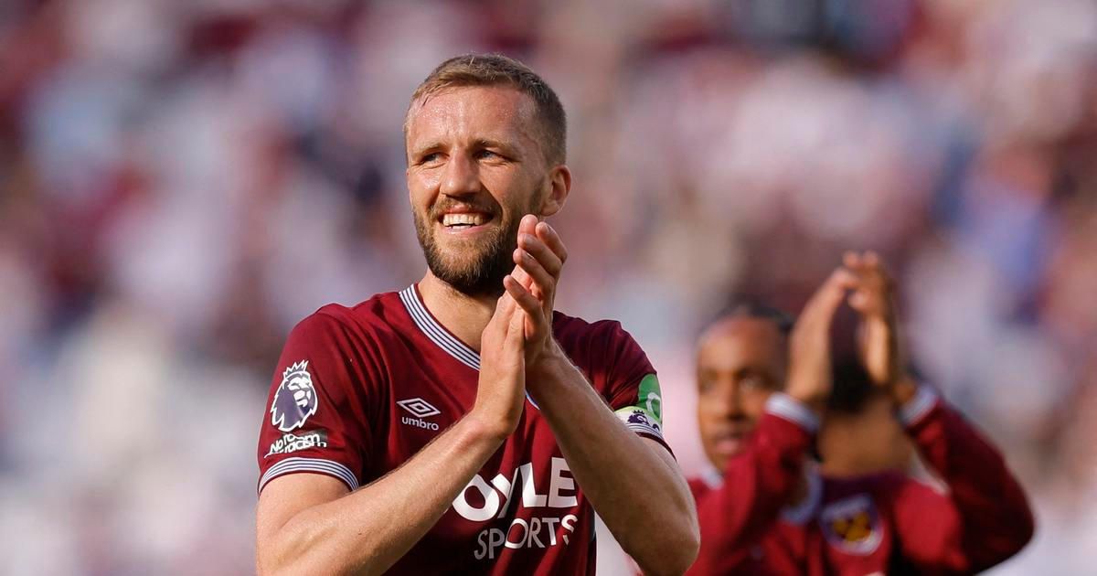 Souček fascinuje. Tohle je přece šílené, nevěří v Anglii tomu, co Čech předvedl