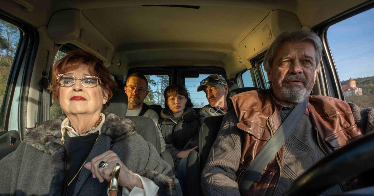 Lajf, či nelajf? Nový Strachův film o sebevrazích je příznačně bez života