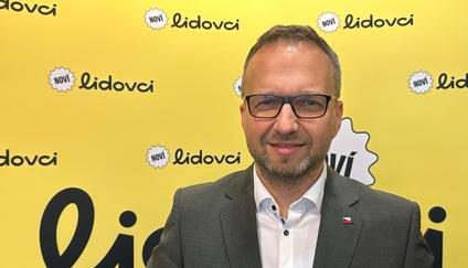 Poslanec KDU-ČSL Marian Jurečka v rozhovoru pro Aktuálně.cz na sjezdu KDU-ČSL v dubnu 2026.