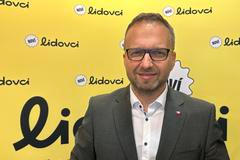 Poslanec KDU-ČSL Marian Jurečka v rozhovoru pro Aktuálně.cz na sjezdu KDU-ČSL v dubnu 2026.