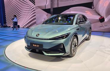 Volkswagen ID. Unyx 07