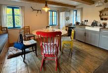 Cimra Bude se nachází v Horním Prysku a nabízí neotřelé ubytování.