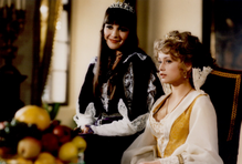 Dagmar Patrasová a Jana Nagyová v seriálu Václava Vorlíčka Arabela (1980).