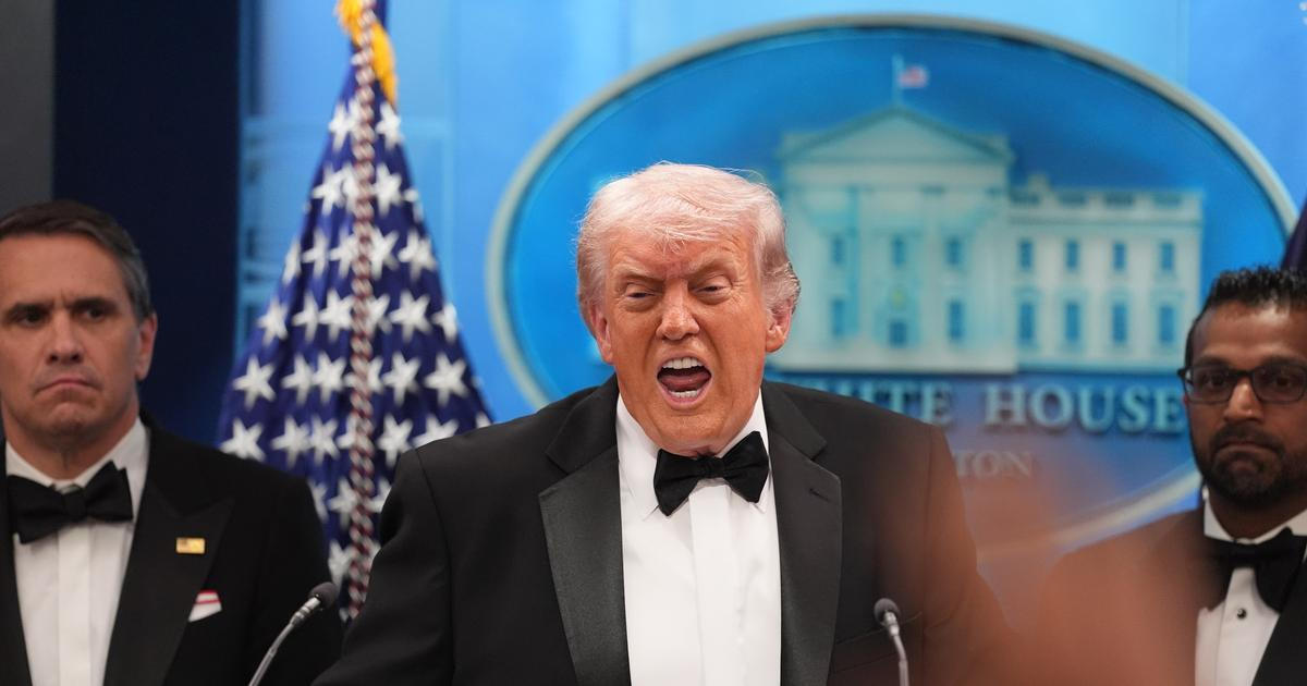 „Nejsem pedofil,“ obořil se Trump na novinářku. Popsal okamžiky úniku před střelbou