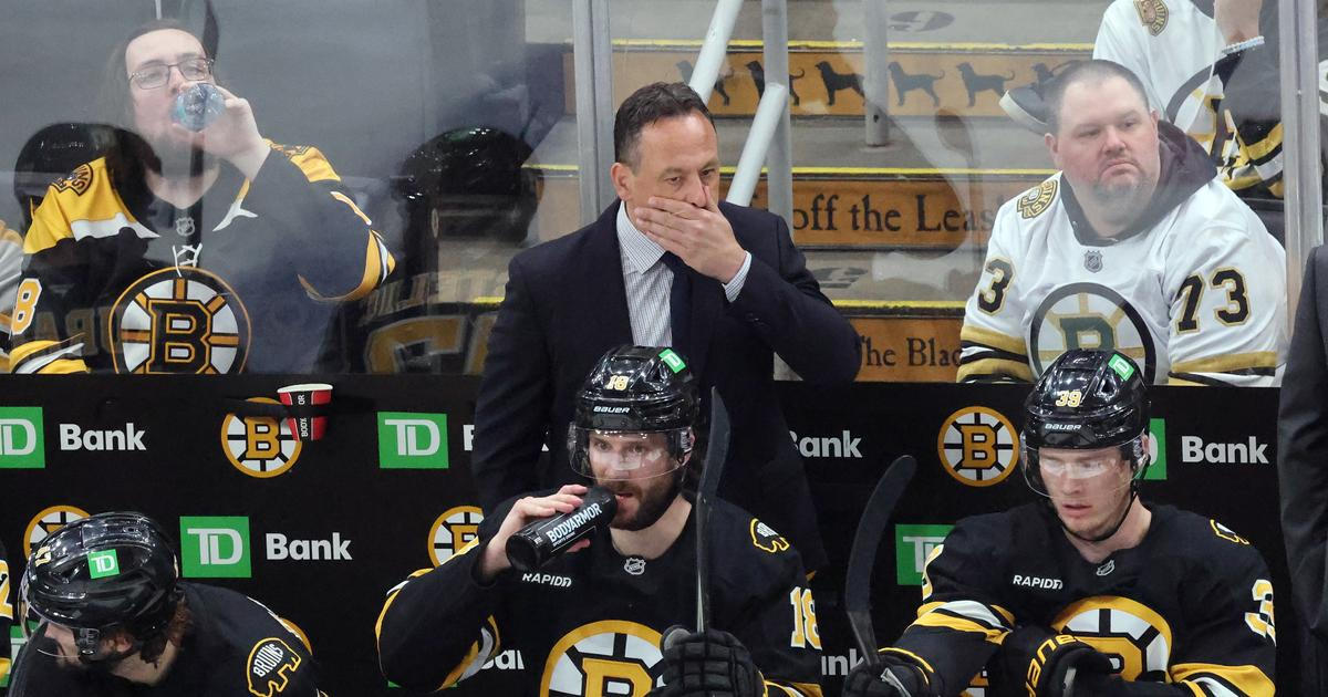 Když se bučí i na Pastrňáka. Boston řeší totální kolaps, na střídačce bylo dusno