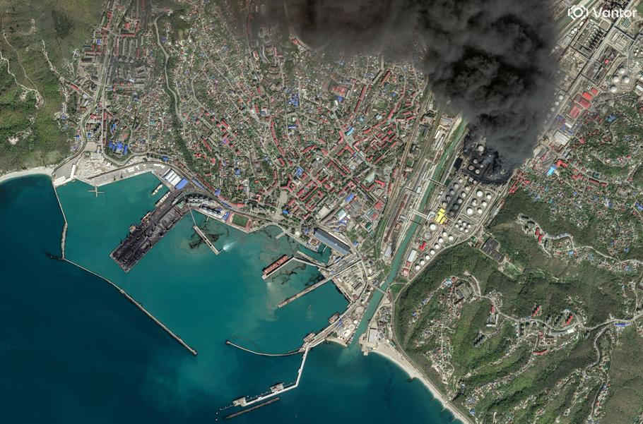 A satellite image shows the oil spill at the Black Sea in Tuapse