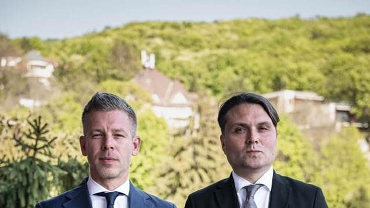 Péter Magyar a László Gubík.