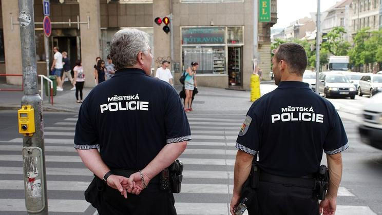 Policie, Městská policie hl. města Prahy, policisté, obchůzka, ilustrační foto