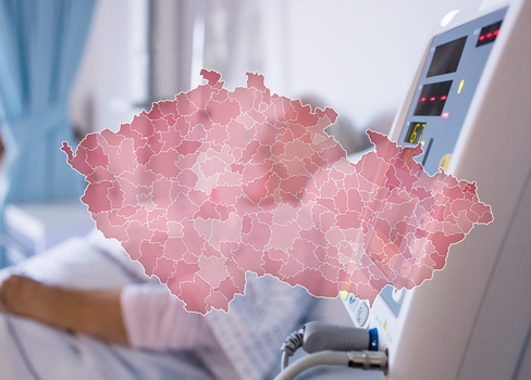 Šance na dlouhý život nejsou všude v Česku stejné; koláž Aktuálně.cz