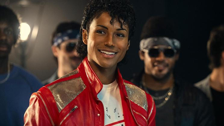 Jaafar Jackson v roli Michaela Jacksona v životopisném hudebním filmu Michael (2026).
