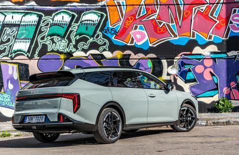 Kia na český trh uvedla nové kombi K4 Sportswagon.