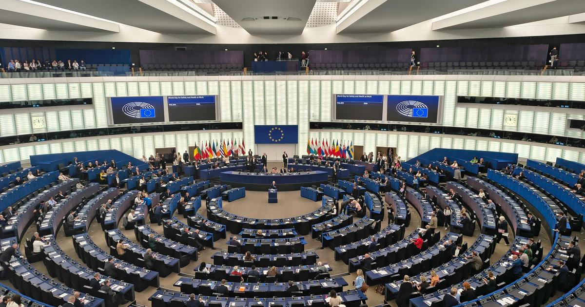 Platformy mohou opět dobrovolně odhalovat zneužívání dětí online, rozhodla EU