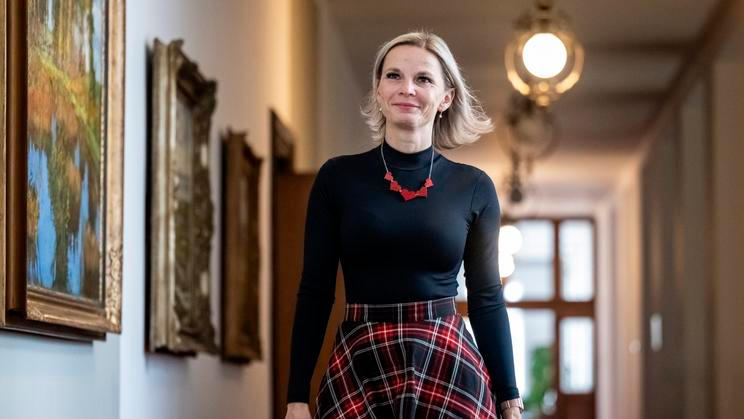 Zuzana Mrázová, ministryně pro místní rozvoj, politička