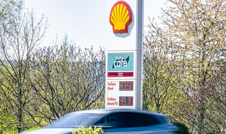 ČR-hospodářství-benzin-ceny-peníze-Liberecký-FASTPIX, Liberecký kraj