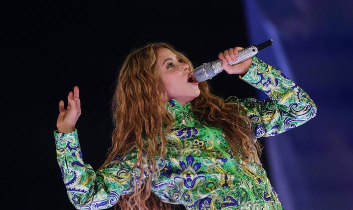 Shakira holds open concert at Copacabana beach in Rio de Janeiro