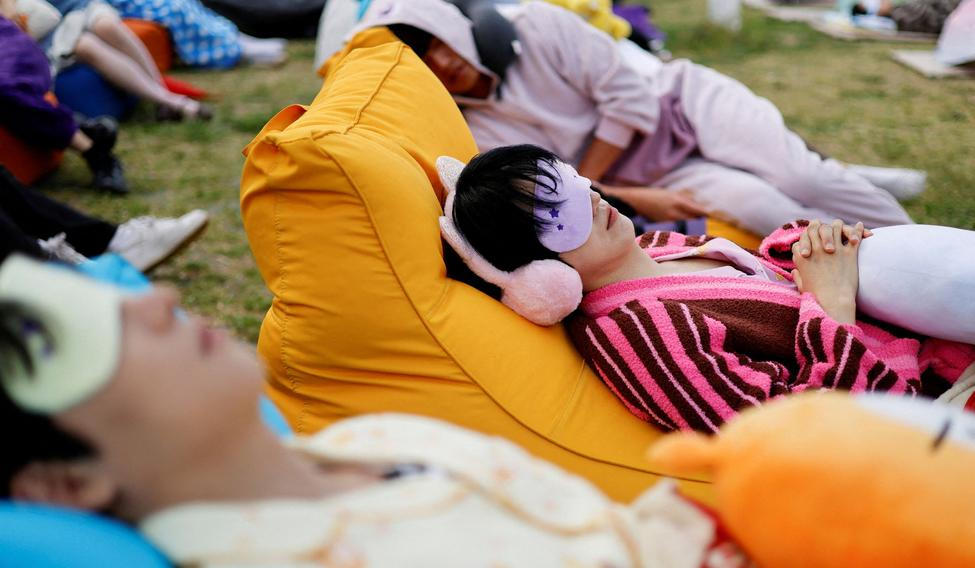 Power Nap Contest for sleep-deprived South Korea held in Seoul