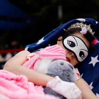 Power Nap Contest for sleep-deprived South Korea held in Seoul