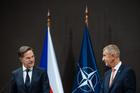 Premiér Andrej Babiš a generální tajemník NATO Mark Rutte