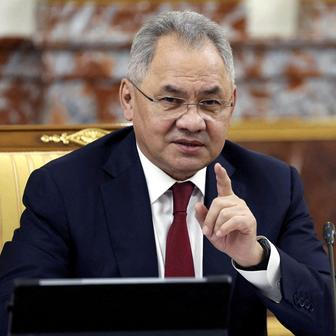 Šojgu se před novináři školácky přeřekl. Popletl počty o ukrajinských ztrátách