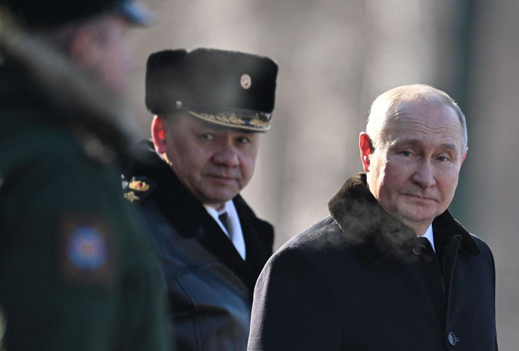 Sergej Šojgu a Vladimir Putin.