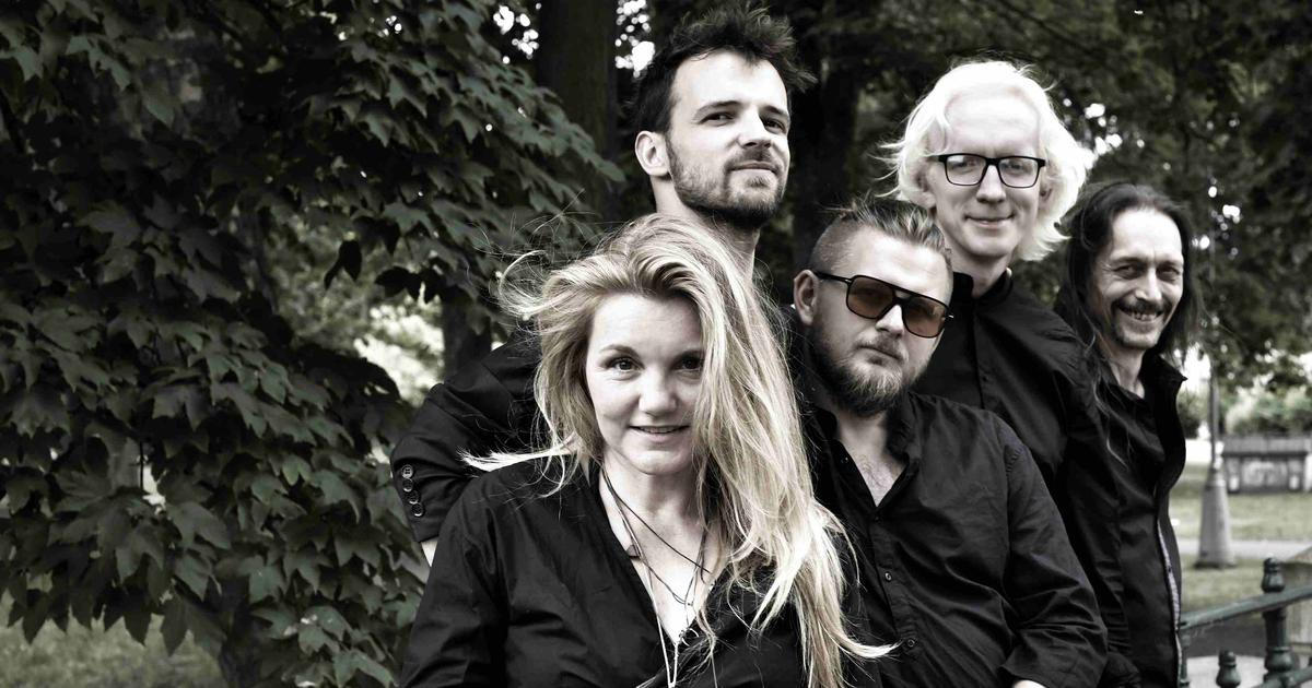 Vyšehrad ožije autentickou worldmusic: RAZAM a Iva Marešová vystoupí pod širým nebem