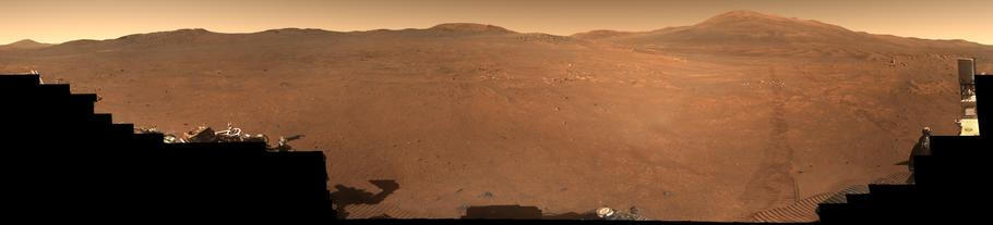 Rover NASA Perseverance zachytil tento 360° panoramatický snímek oblasti přezdívané „Crocodile Bridge“ na okraji kráteru Jezero. Tato oblast obsahuje jedny z nejstarších hornin ve Sluneční soustavě.