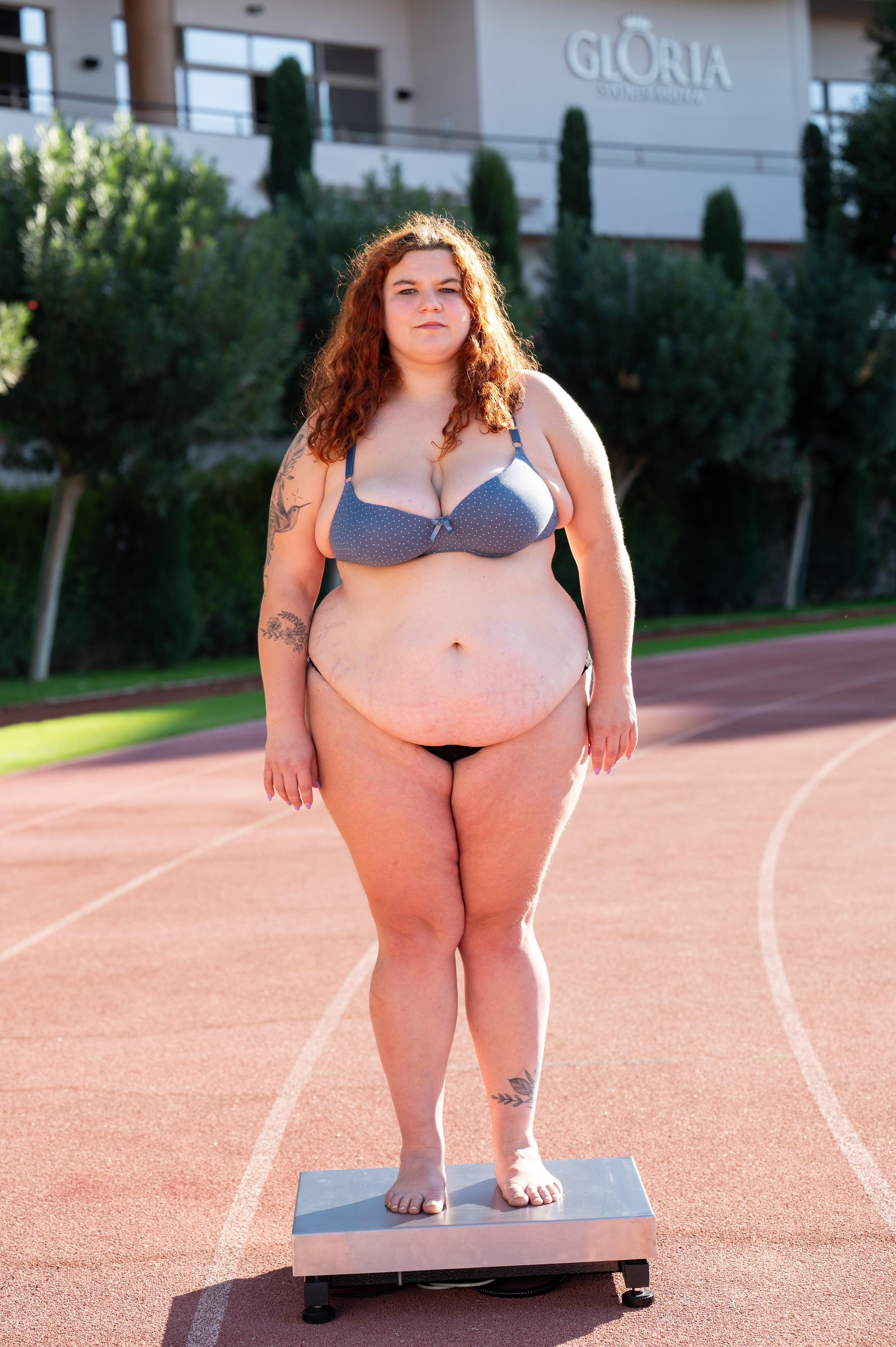 Karolína Machačová vstupuje do Extrémních proměn s 125 kilogramy: Trenér Košťál chtěl vyhodit ji po prvním tréninku — image 4