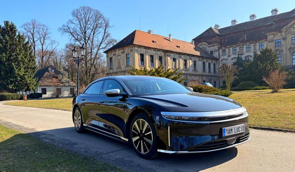 Lucid Air Grand Touring