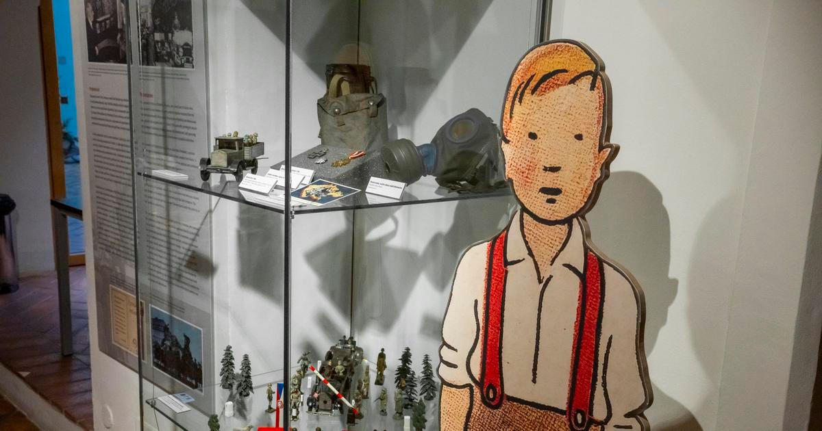 Hrály si pod hákovým křížem. Dvě výstavy ukazují, jak se žilo dětem během války 