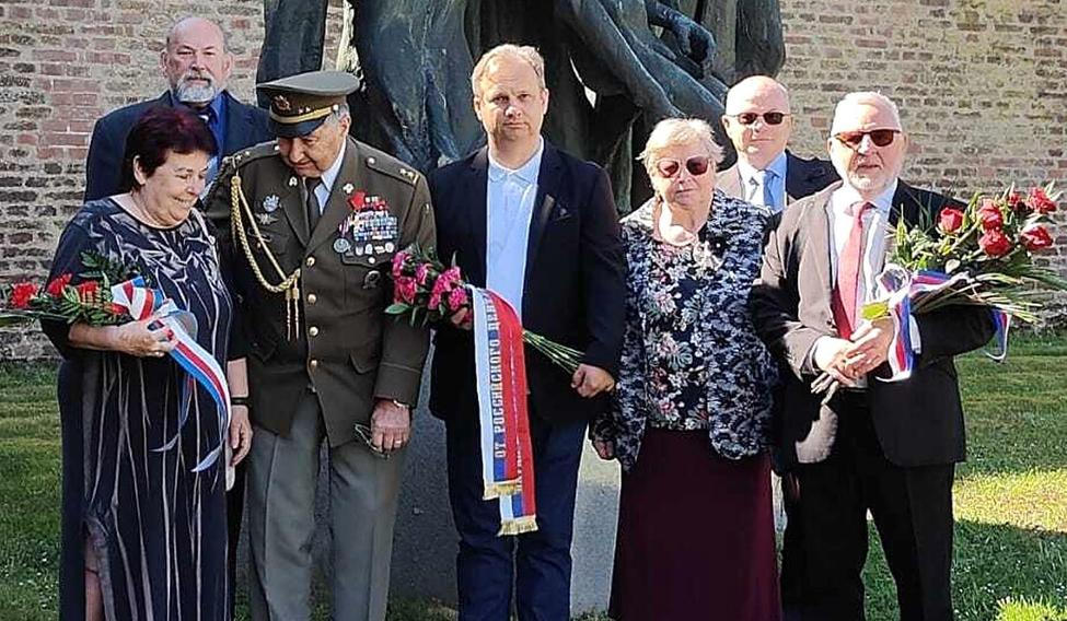 Igor Girenko, Ruský dům