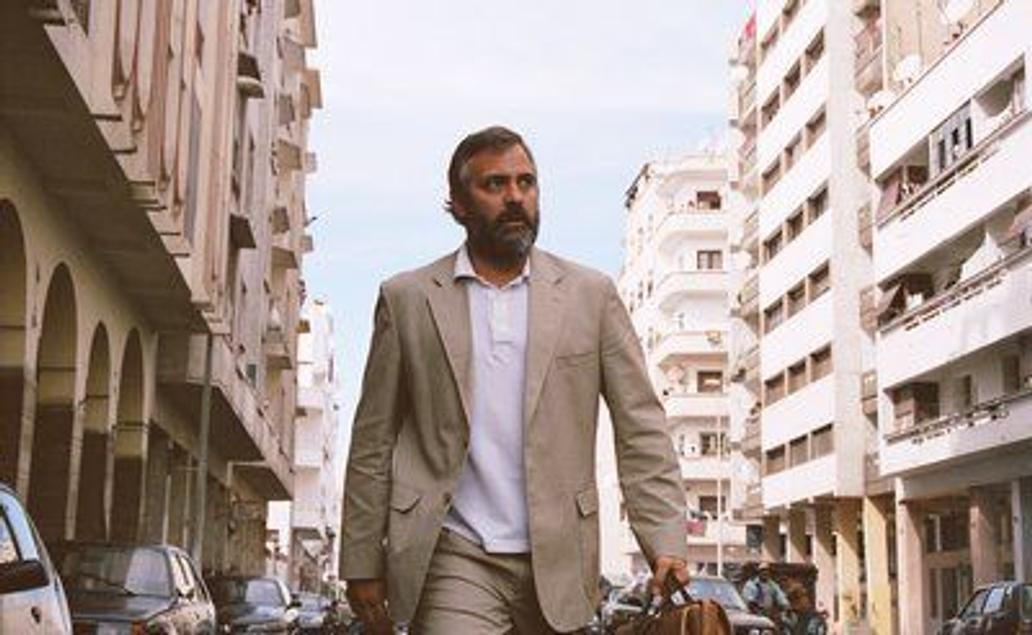Syriana: George Clooney jako agent CIA Bob Barnes